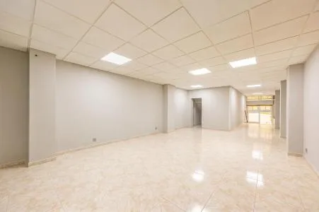 Business Premise - Las Palmas de Gran Canaria (Santa Catalina - Canteras) — photo 1