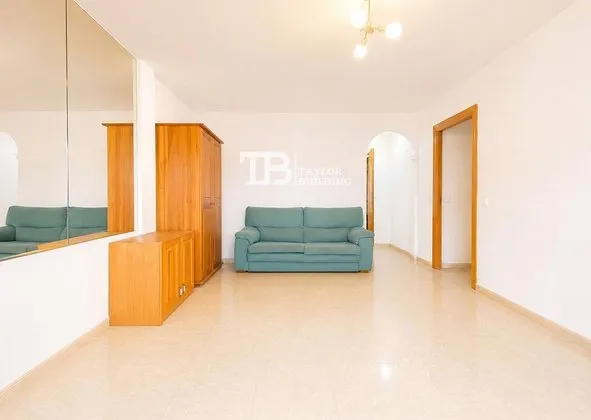 Flat / apartment in Calle de Caracas, Nou Llevant, Palma de Mallorca — photo 3