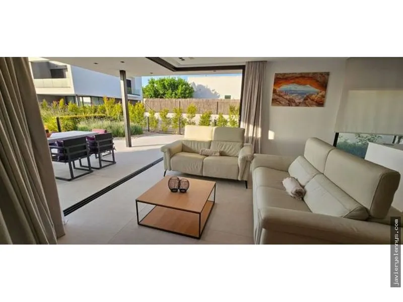 Rental of semi-detached house on Paseo Simón Bolívar — photo 8