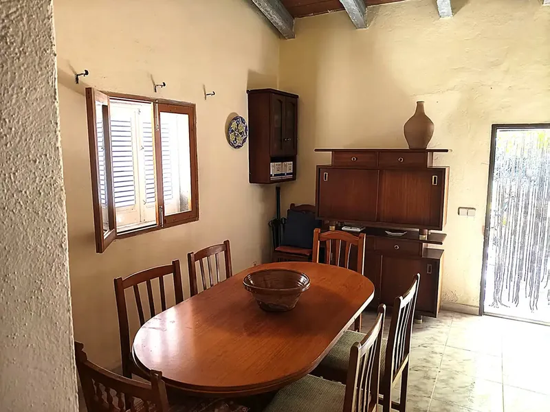 Beautiful finca in Sa Pobla, with 3300 m2, and house of 56 m2, with 1 bedroom, bathroom, living-dining room with fireplace, and kitchen, no electricity, works — photo 8