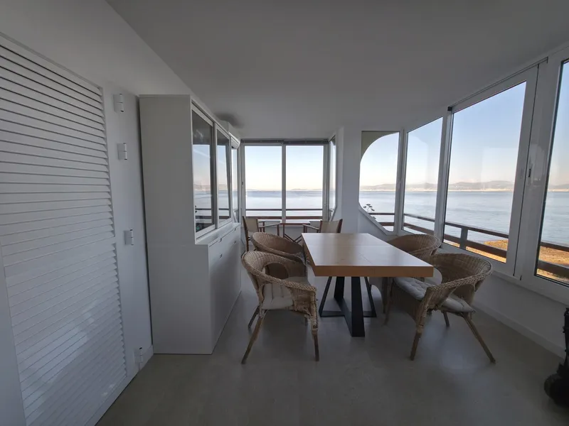 Apartment in Cala Blava facing the sea, for temporary rent. — photo 4