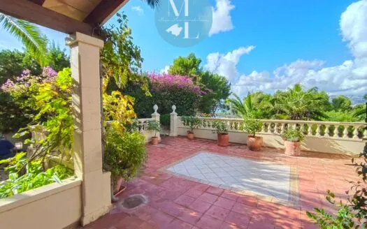 Romantische Villa mit Vermietungslizenz in N... — photo 3