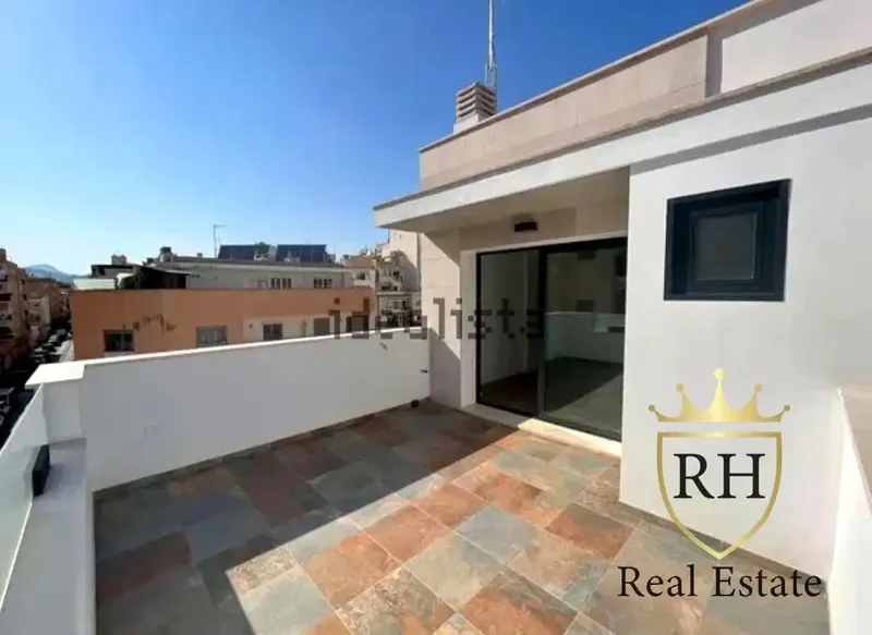 Magnificent new-build duplex for sale in the Plaza de Toros area, a central and privileged location. — photo 6