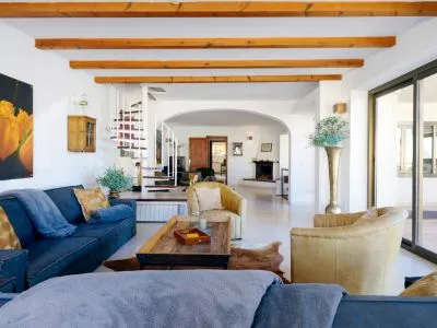 Cala Ratjada: Luxury property with sea view, holiday rental license & approx. 5.19% yield — photo 5