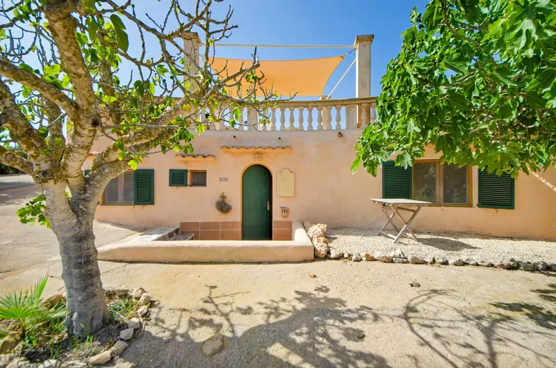 Beautiful finca with panoramic views near S'Horta on Mallorca — photo 11