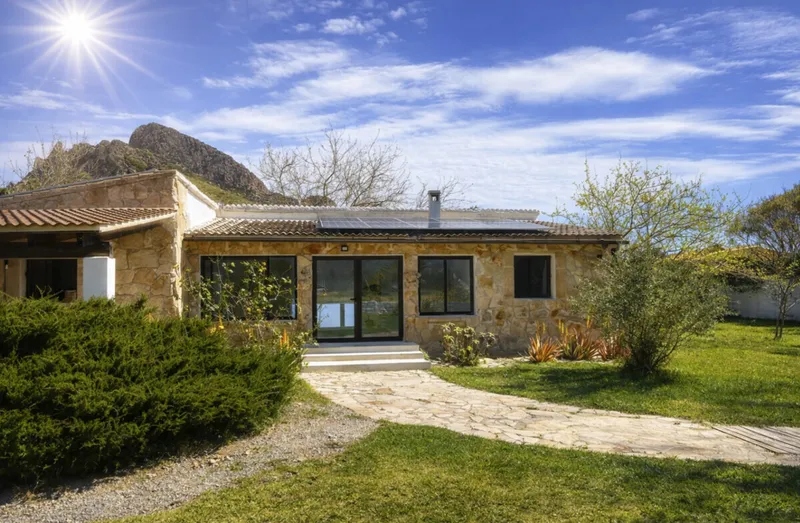 Mediterranean finca with pool and mountain views near Puerto Pollensa — photo 3