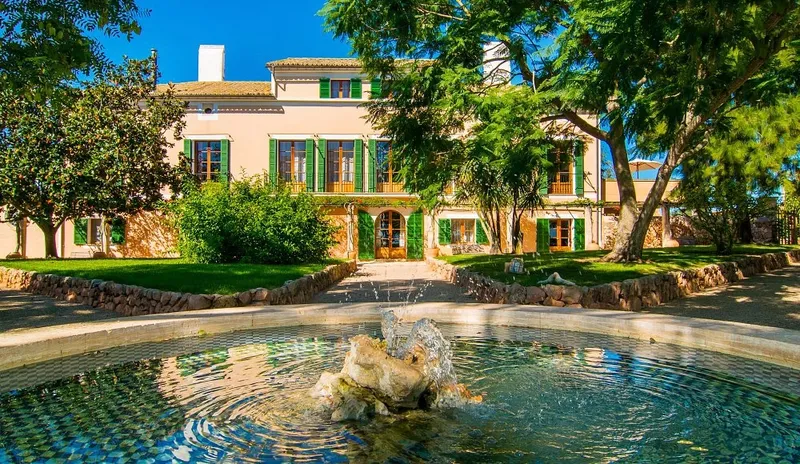 Stately manor house in Llucmajor on a huge plot with magnificent views — photo 2