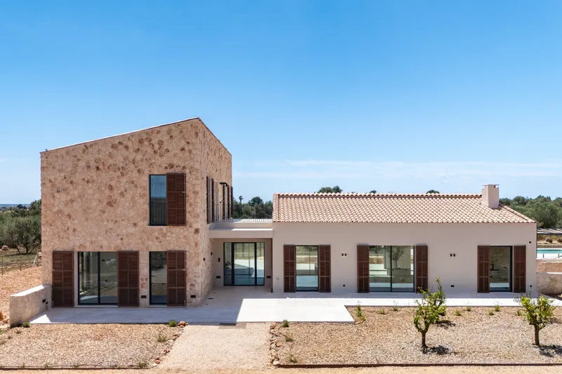 Self-sufficient design finca with architectural highlights near Es Trenc — photo 4