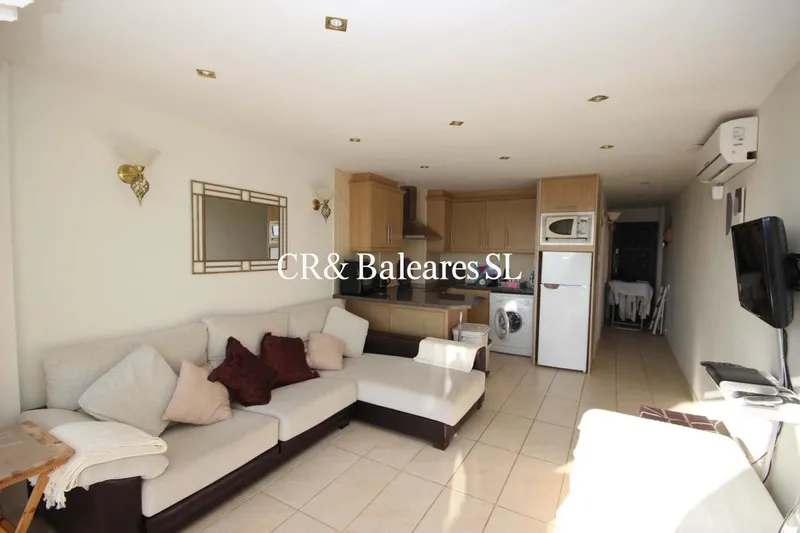 Sea-front one-bedroom apartment with superb views — photo 4