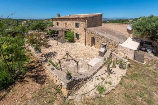 Son Macia, charming rustic estate with its own tennis court near the sought-after Son Macia — photo 2