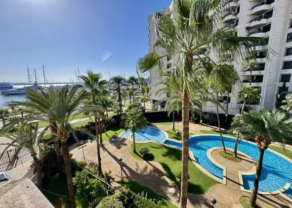 Flat / apartment in Avenida de Gabriel Roca, El Terreno, Palma de Mallorca — photo 1