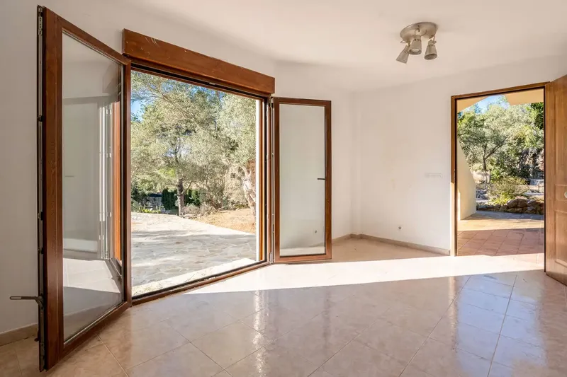 Idyllic family house in a quiet area about 4 km from Valldemossa, surrounded by unspoiled nature where you can enjoy — photo 2
