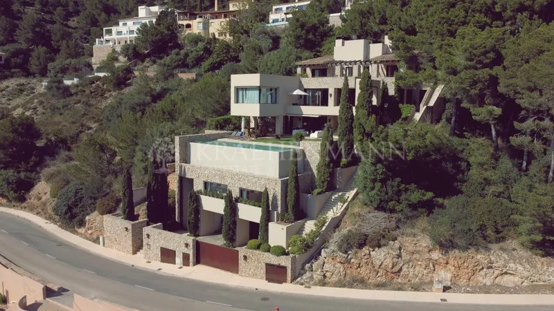 Modern style Villa with sea views in Canyamel — photo 5