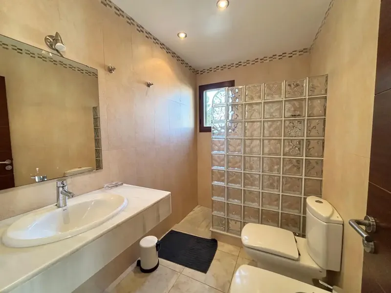 11-month rental, not less — photo 12