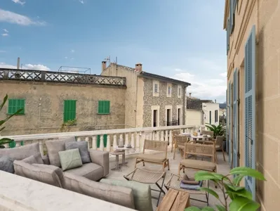 Duplex in historic building directly in Calvia — photo 1