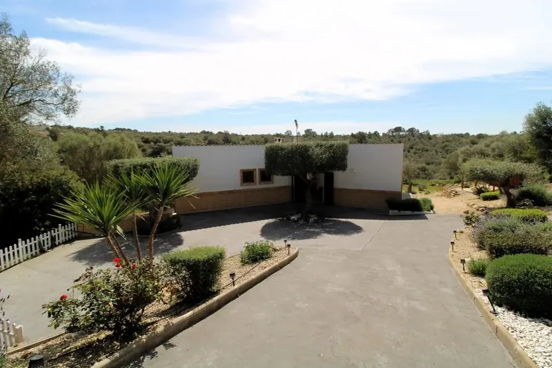 Casa rústica con piscina en alquiler en Llevant — photo 2