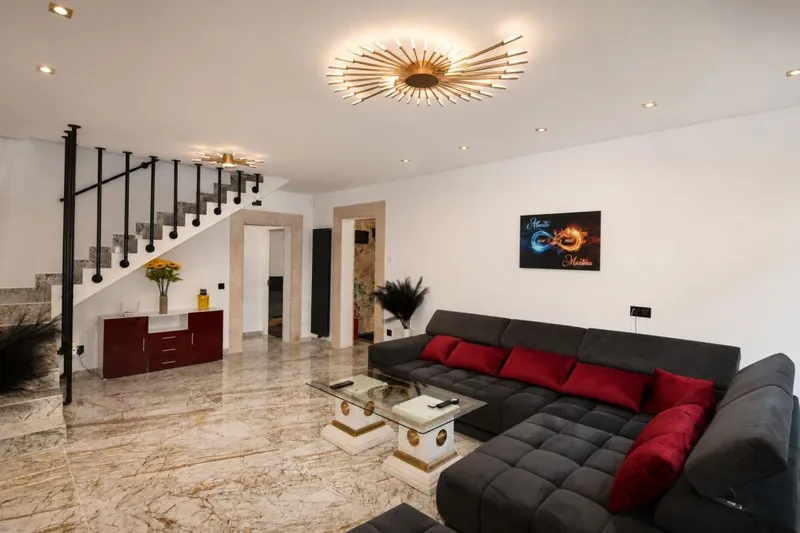 Beautiful villa with separate studio, 900 meters from Cala Santanyi beach — photo 7