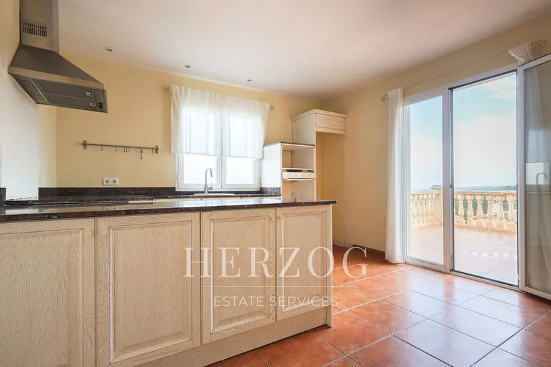 Charming house with private pool and far-reaching views in El Toro — photo 11