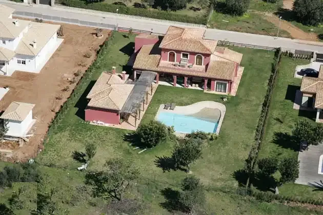 Detached house in the Sa Planera urbanization; in the best part of it; this house was built in 2004 on a plot of 2,010 m2 — photo 1