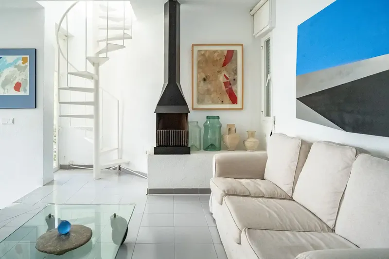 Exclusive duplex penthouse of about 150 m² with spectacular private rooftop solarium of 80 m² and open views of the Mediterranean — photo 10