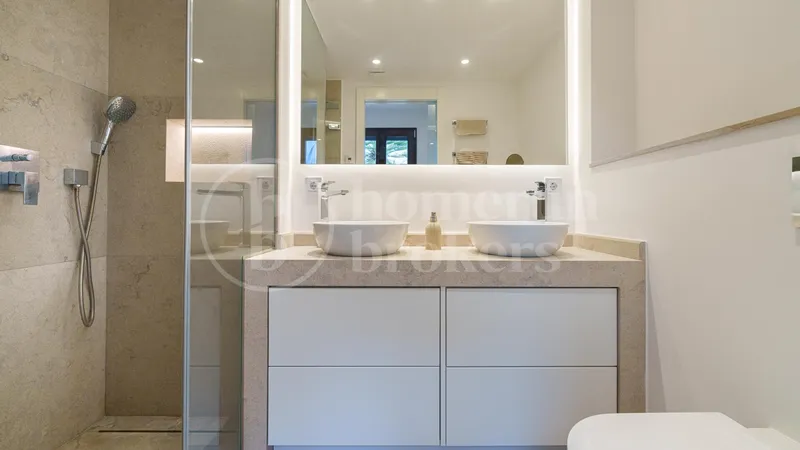 Casa Blanca – Modern and Renovated Townhouse in Son Armadams, Palma de Mallorca — photo 8