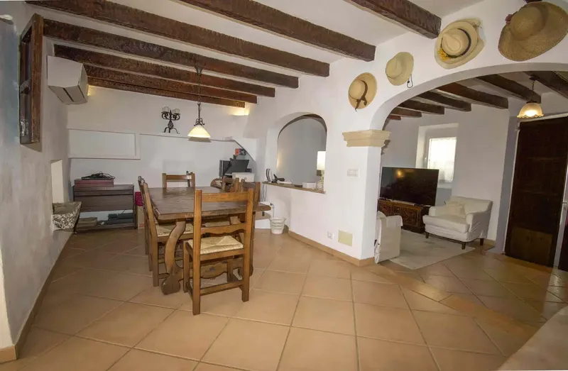 The Soul's Refuge in Pollença: Where Tradition Embraces Modern Comfort — photo 5