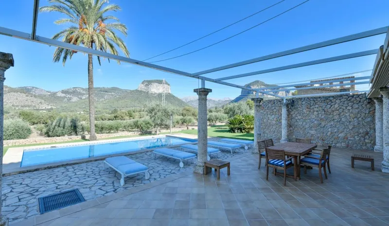 UNA VILLA ÚNICA EN ALARÓ: 22.000 M² DE NATURALEZA, PRIVACIDAD Y TRANQUILIDAD — photo 4