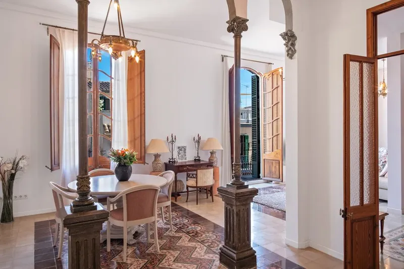 Furnished apartment in a tasteful style in Santa Catalina — photo 2