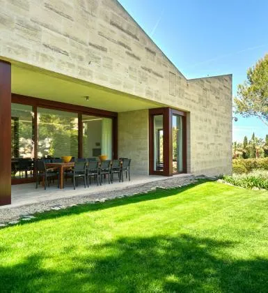 Villa Topaz — photo 1