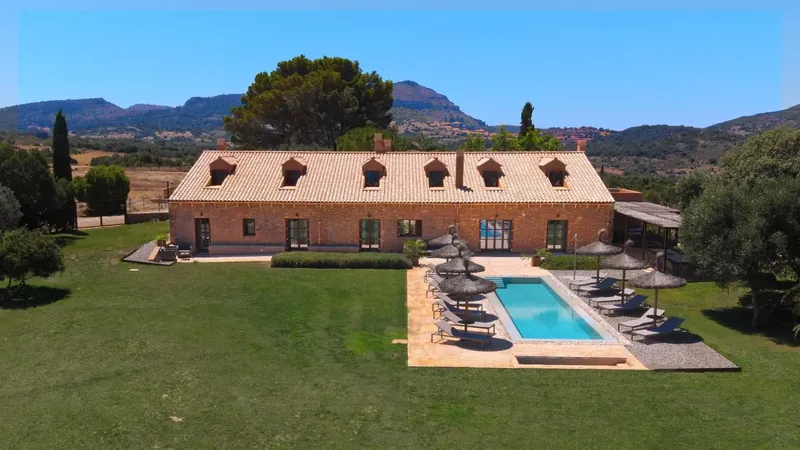 A magical sanctuary situated in an elevated and privileged location with views of the entire Alcúdia Bay. — photo 4