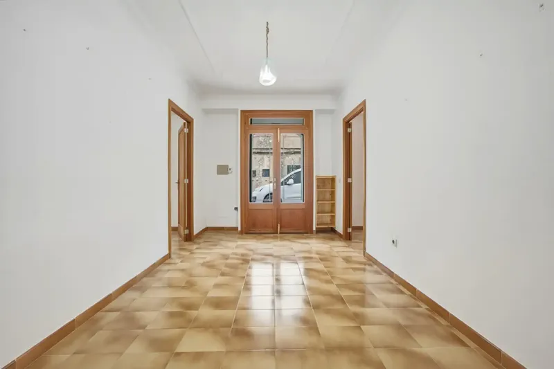 Looking for space, tranquility and a home you can adapt to your needs? This property may be what you are looking for. — photo 8