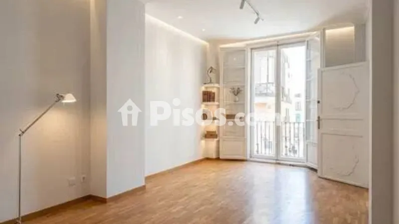 Apartment in La Seu — photo 2