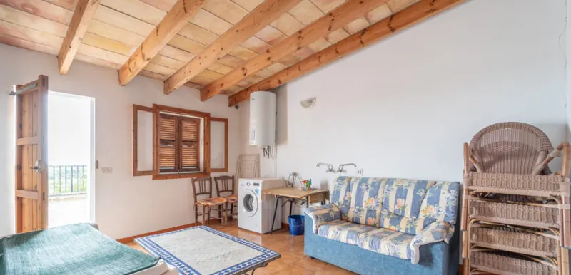 Furnished apartment with rooftop terrace and views in Es Llombards — photo 7