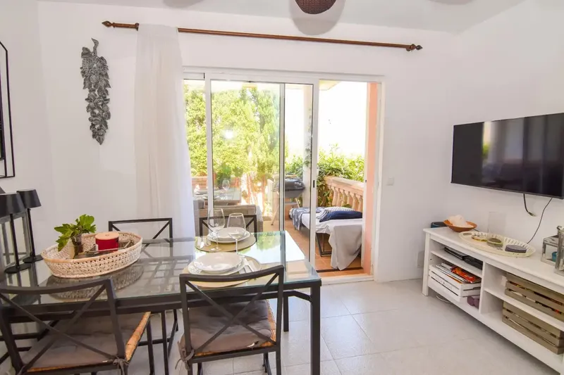 If you are looking for a refuge near the sea to rest and disconnect, this property in the Montferrutx urbanization of Colònia de Sant Pere — photo 4