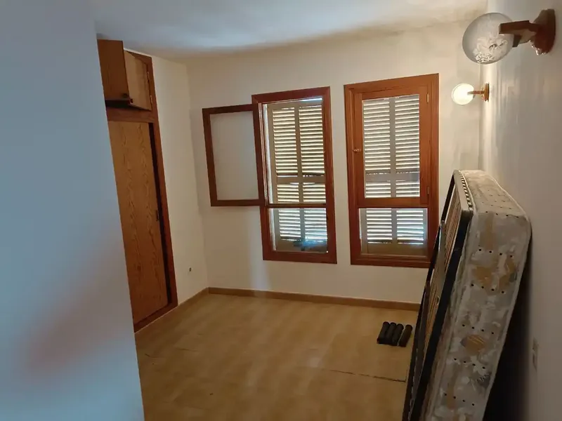 A 200 m de la playa de Alcudia, se vende este ático de 103 m2, con vista al mar. Con una terraza de 40 m2. Cocina independiente con coladuri — photo 12
