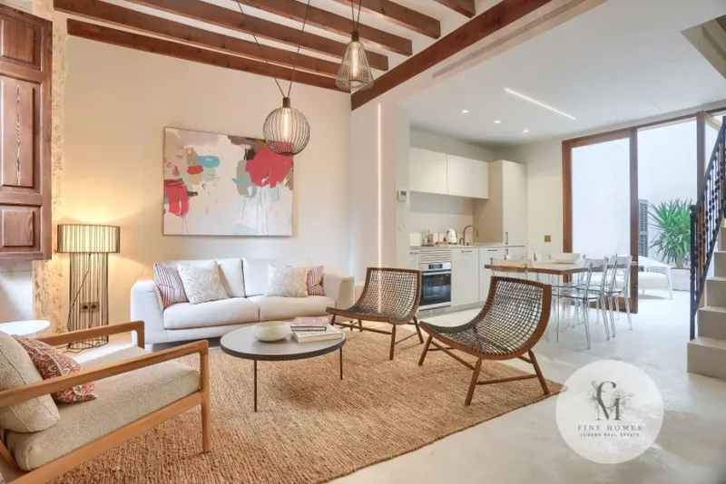 Townhouse with Indoor Pool and Contemporary Design in the Heart of Pollença — photo 1