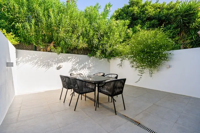 Bright townhouse for sale in Portals Nous, Southwest Mallorca — photo 1