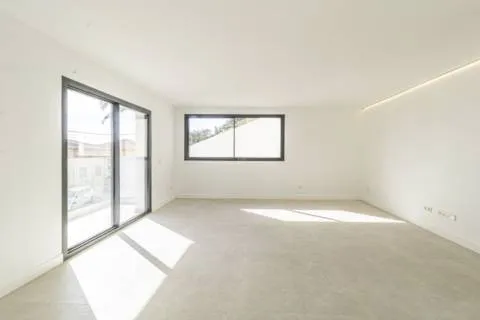 House — photo 8