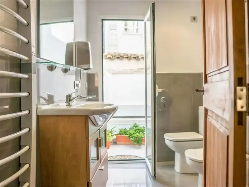 House in the center of Pollença, ready to live in, double glazing, air conditioning, good location, not negotiable — photo 8