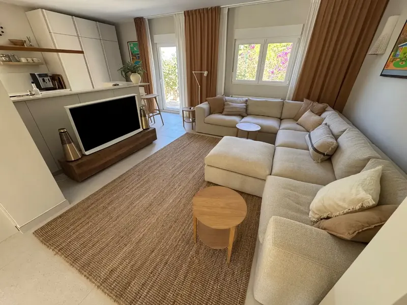 Discover this magnificent 383 m² home on a spectacular 2,804 m² plot — photo 9