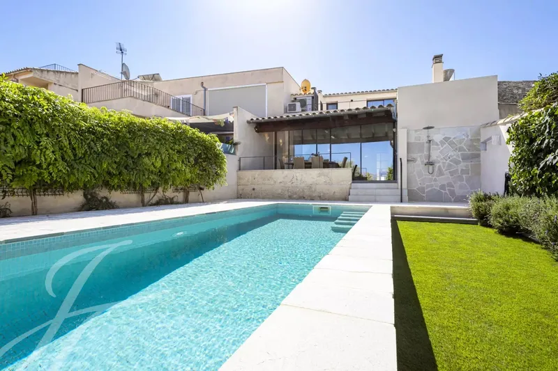 Townhouse for sale in Llubí — photo 12