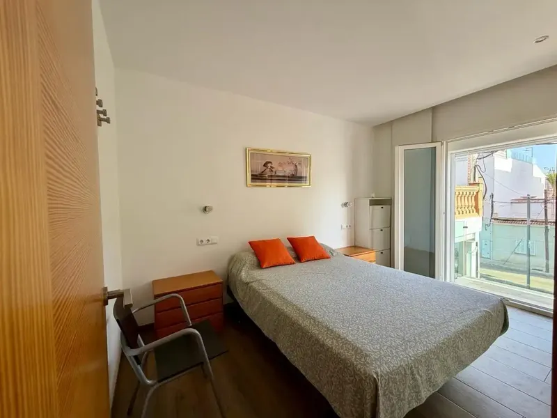 Fully renovated rental home in excellent condition — photo 7