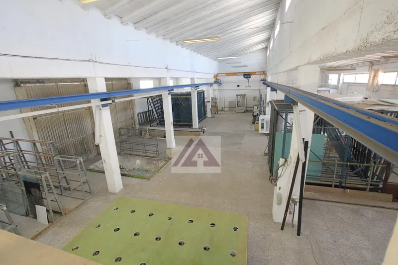 Industrial warehouse for sale in Manacor — photo 1