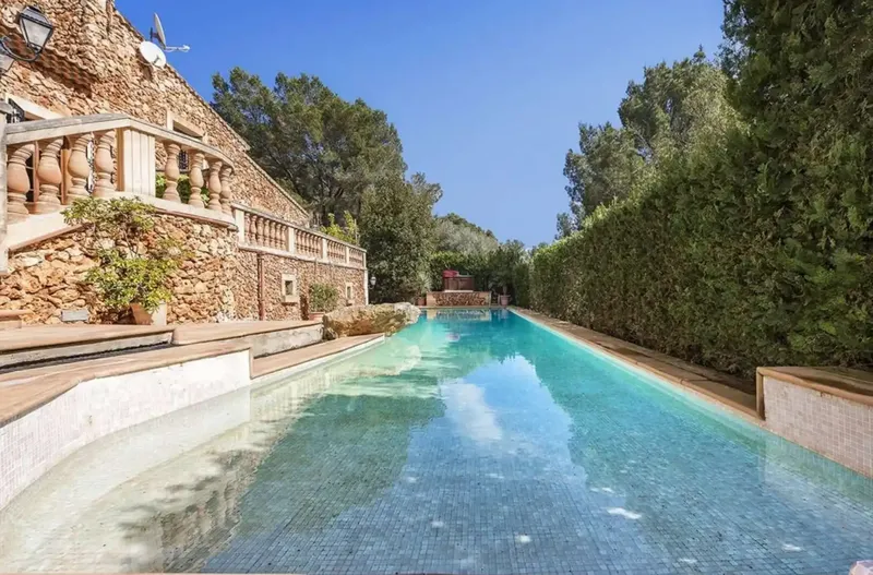 Exclusive villa for sale in Costa de los Pinos, Mallorca - 2.75 million euros. Unique location, Mediterranean style and the highest comfort — photo 11