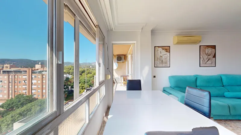 Luminoso piso con terraza y espectaculares vistas al mar y la montaña en Son Espanyolet, Palma — photo 10