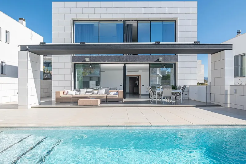 Single family house - Palma de Mallorca (Son Roca - Son Ximelis - Son Anglada), Built Surface 476m², Plot Surface... — photo 1