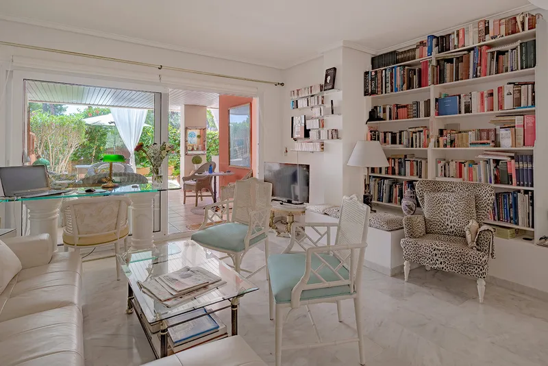 Apartment in Bendinat with communal pool — photo 6