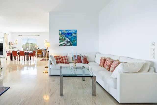 Designer seafront villa for sale in Cala d'Or, southeast Mallorca — photo 4