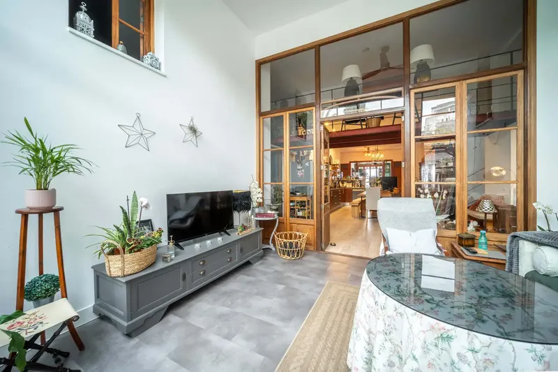 Exclusive Industrial-Style Ground Floor in the Heart of Sineu — photo 2