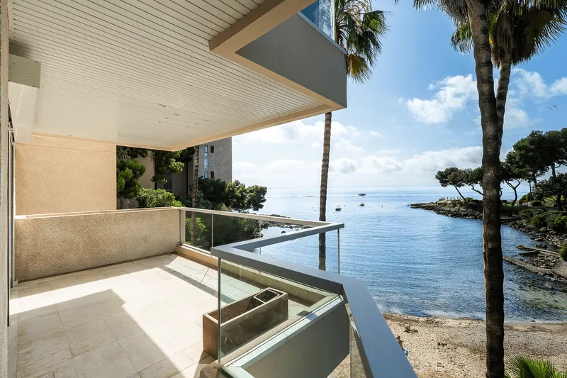 Long term rental apartment with sea access and parking in Illetas — photo 3